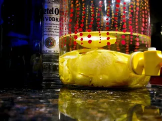Vodka arrangée citron Vodka arrangée citron